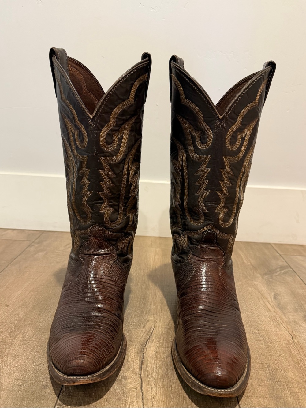 Preowned Justin 8308 vintage cowboy boots